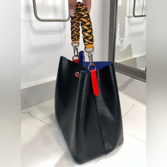 Louis Vuitton Braided Handle NeoNoe Handbag Epi Leather MM Black Bag - Picture 5 of 9